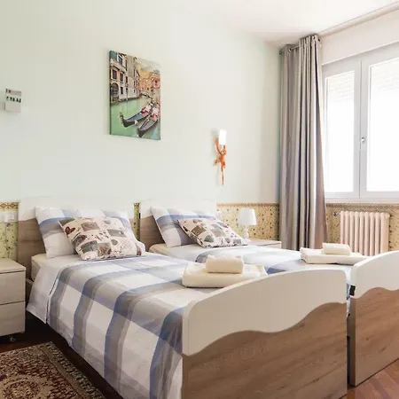 Venice Sweet Homestay *