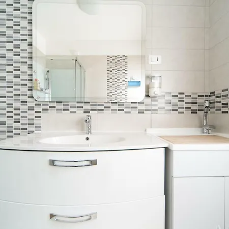 Venice Sweet Homestay Местре